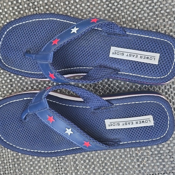 LOWER EAST SIDE Shoes - Vintage Y2K Lower East Side Sandals -America colors Sz 9